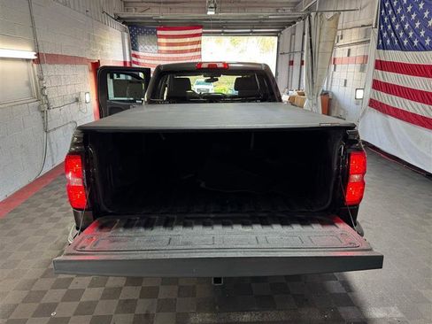 Used 2018 Chevrolet Silverado 1500 LT w/ All Star Edition AWD/4WD image 12