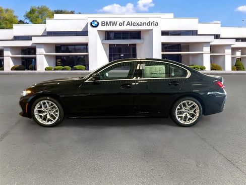 New 2026 BMW 330i xDrive Sedan w/ Premium Package AWD/4WD image 8