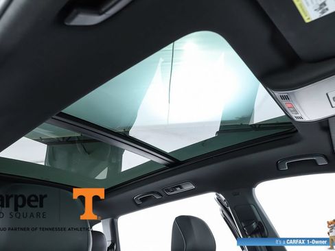 Used 2024 Volkswagen Tiguan SE R-Line FWD image 37