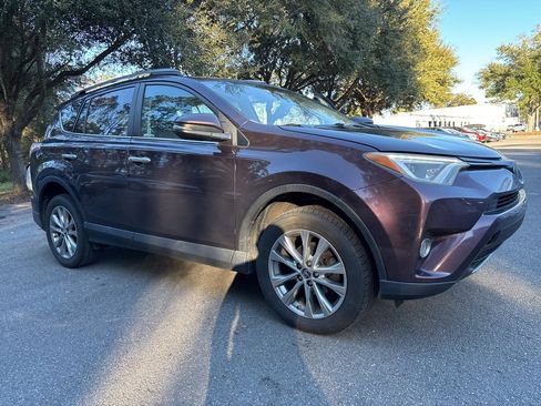 Used 2018 Toyota RAV4 Limited image 1