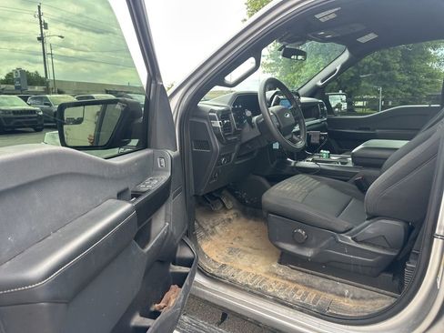 Used 2022 Ford F150 XL w/ STX Appearance Package AWD/4WD image 5
