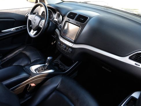 Used 2013 Dodge Journey Crew w/ Flexible Seating Group image 16