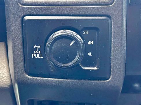 Used 2018 Ford F250 XL w/ Power Equipment Group AWD/4WD image 20