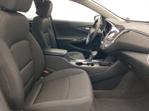 Used 2025 Chevrolet Malibu LT FWD image 21