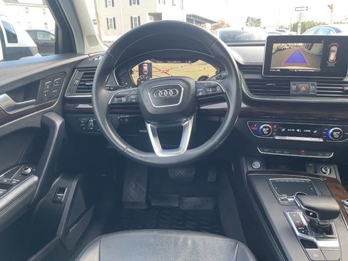 Used 2019 Audi Q5 2.0T Premium Plus w/ Premium Plus Package image 23