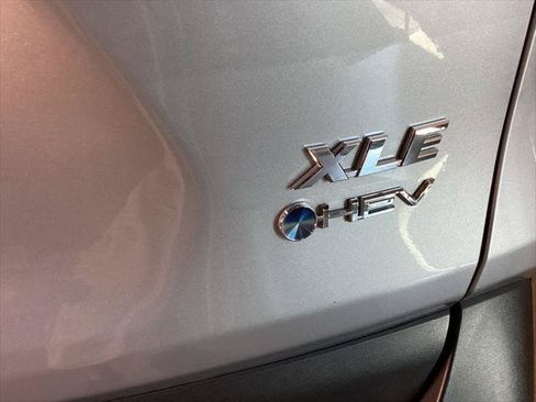 Certified 2025 Toyota RAV4 XLE w/ Convenience Package AWD/4WD image 18