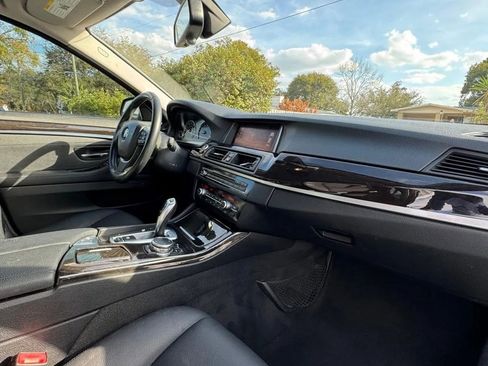 Used 2015 BMW 528i Sedan RWD image 9