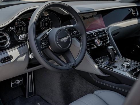 New 2025 Bentley Flying Spur Plug-In Hybrid AWD/4WD image 17