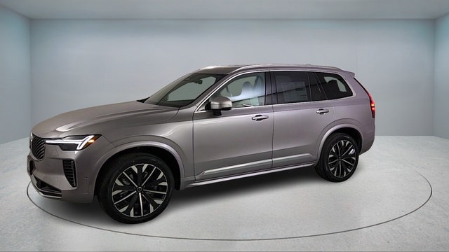 Used 2026 Volvo XC90 B6 Plus w/ Protection Package Premier AWD/4WD image 3