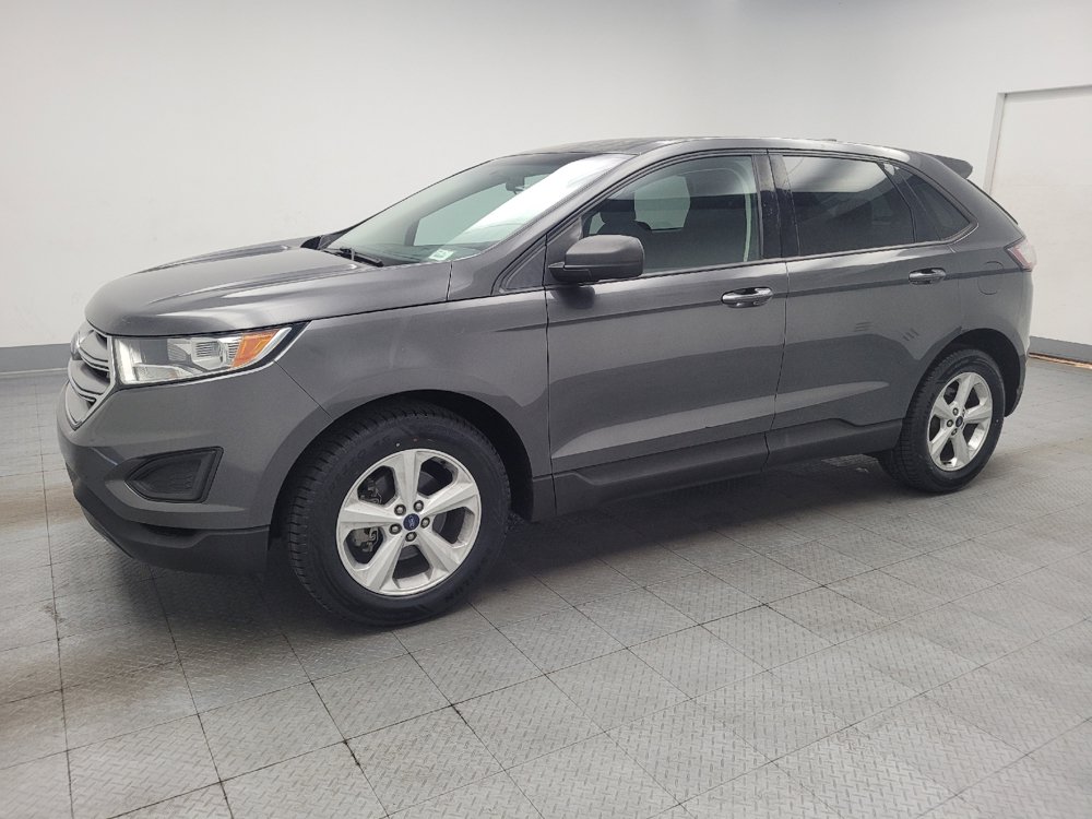 Used 2018 Ford Edge SE FWD image 2