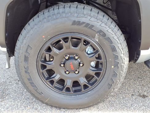 New 2026 Toyota 4Runner TRD Off-Road Premium AWD/4WD image 4