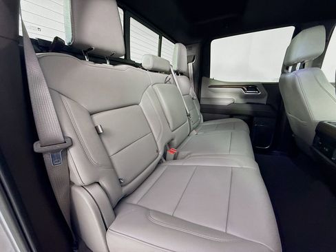 Used 2024 Chevrolet Silverado 1500 RST image 28