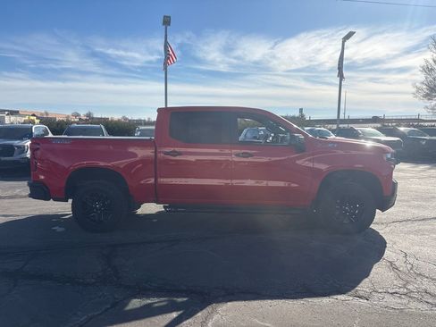 Used 2020 Chevrolet Silverado 1500 LT Trail Boss w/ Convenience Package image 4