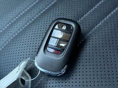 Used 2024 Honda HR-V EX-L image 36