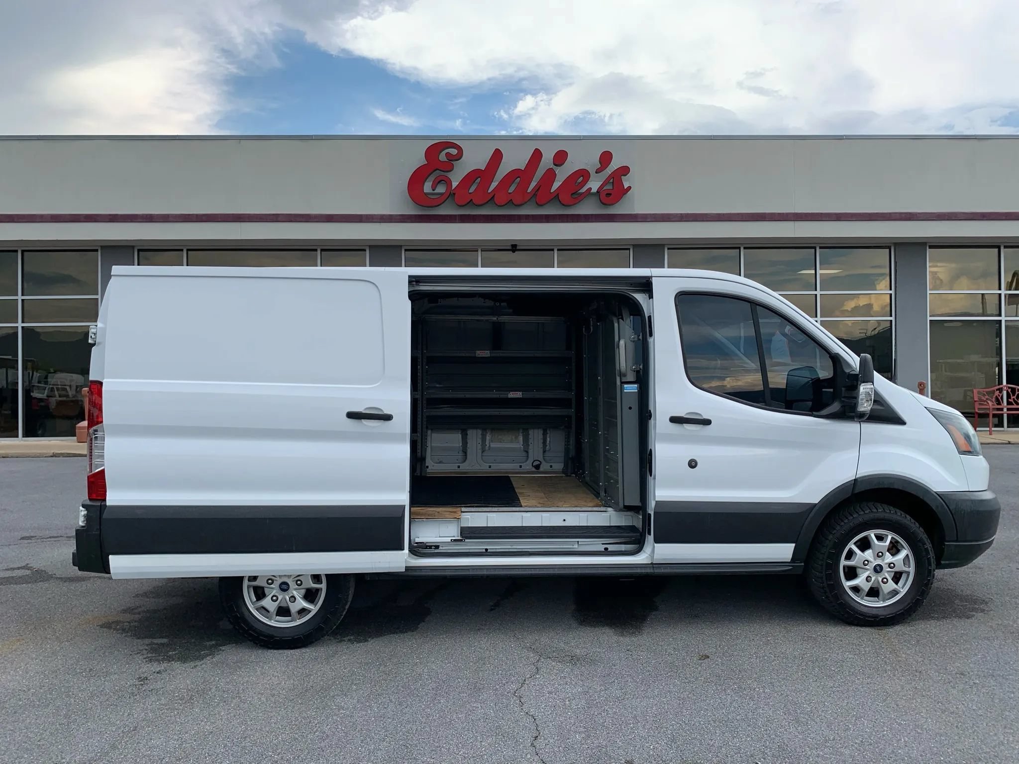 Used 2015 Ford Transit 250 130 Low Roof RWD image 25