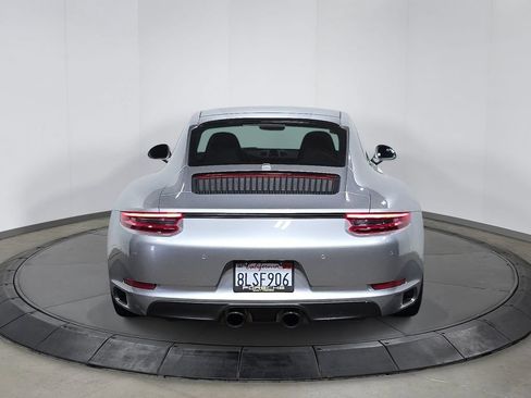 Used 2019 Porsche 911 Carrera GTS RWD image 6