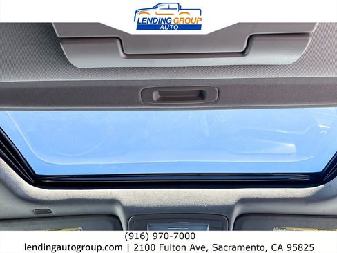Used 2018 Chevrolet Tahoe LT AWD/4WD image 15