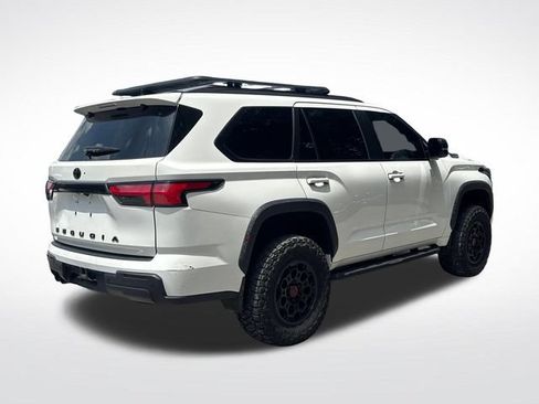 Used 2024 Toyota Sequoia TRD Pro AWD/4WD image 6