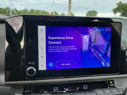 Certified 2025 Toyota Camry SE w/ Convenience Package image 20