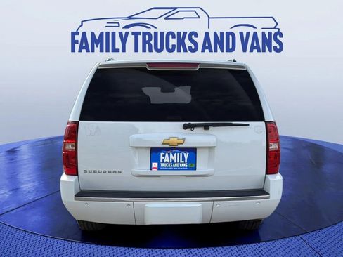 Used 2013 Chevrolet Suburban LTZ image 4