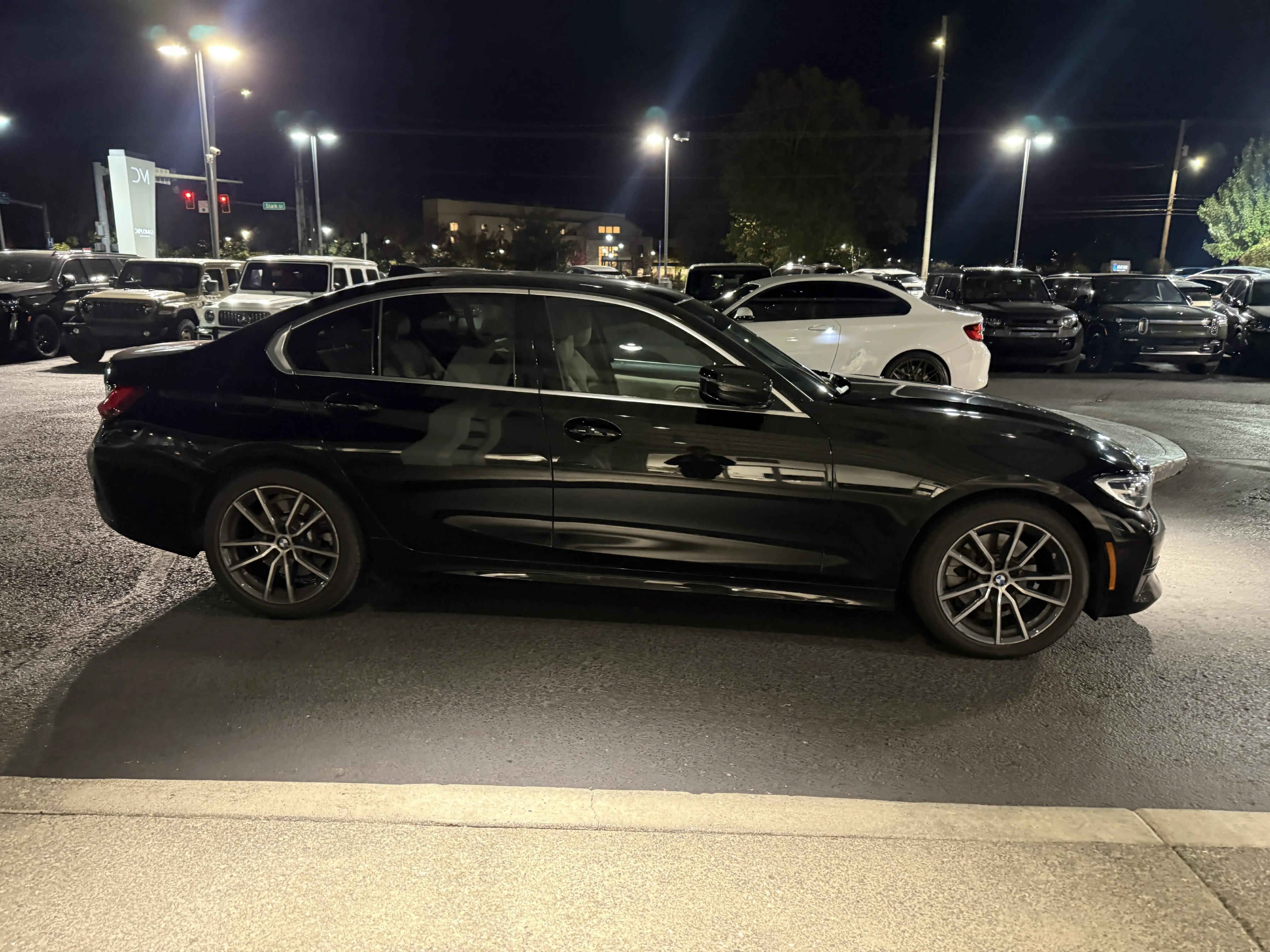Used 2019 BMW 330i Sedan w/ Driving Assistance Package RWD image 11
