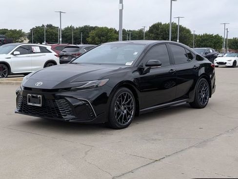 Certified 2025 Toyota Camry XSE FWD image 10