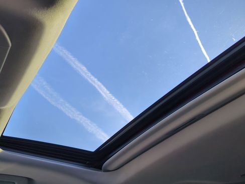 Used 2022 Toyota Highlander Limited image 27