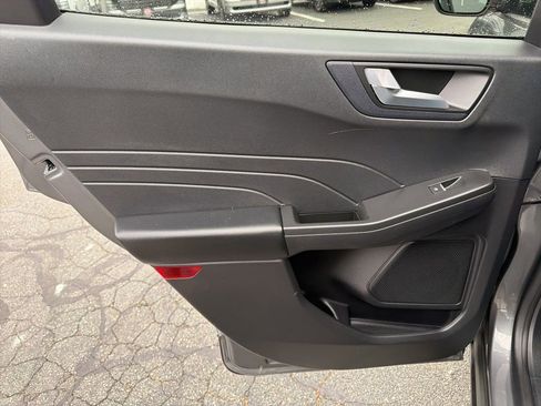 Used 2022 Ford Escape SEL image 35