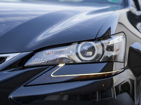 Used 2020 Lexus GS 350 F Sport image 9