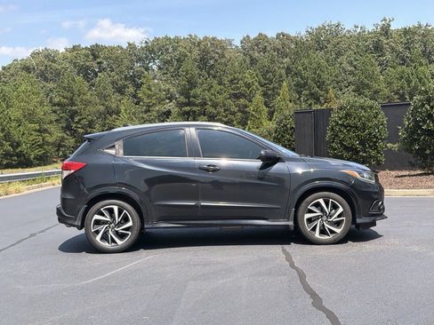 Used 2019 Honda HR-V Sport image 5