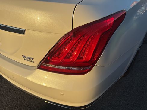 Used 2018 Genesis G90 3.3T Premium image 7