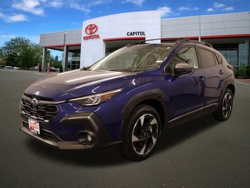 Used 2024 Subaru Crosstrek 2.5i Limited w/ Crosstrek Mirror Package AWD/4WD image 5
