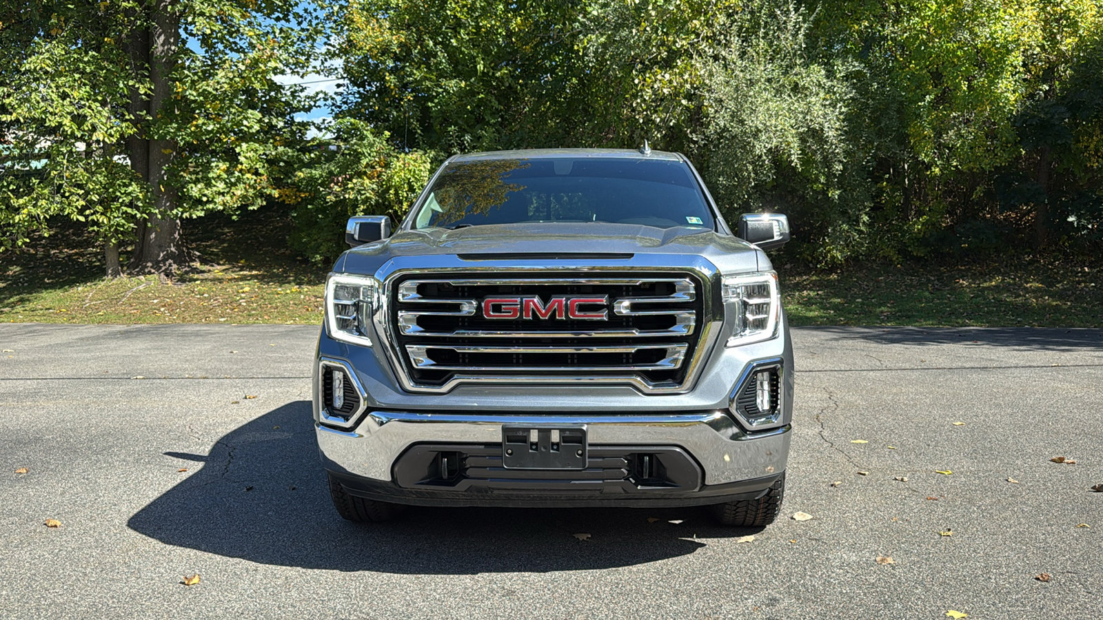 Used 2021 GMC Sierra 1500 SLT w/ SLT Premium Package AWD/4WD image 3