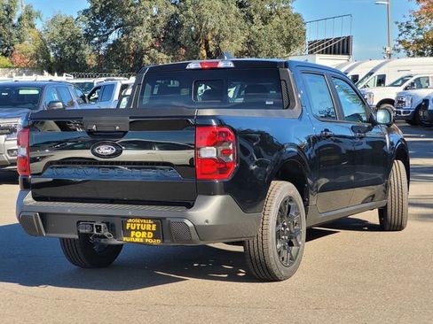 New 2026 Ford Maverick Lobo image 4