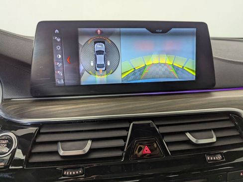 Used 2018 BMW 540i image 9