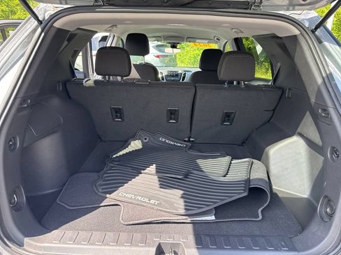 Used 2024 Chevrolet Equinox LS w/ LS Convenience Package FWD image 14