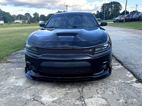 Used 2016 Dodge Charger R/T Scat Pack w/ Beats Audio Group image 2