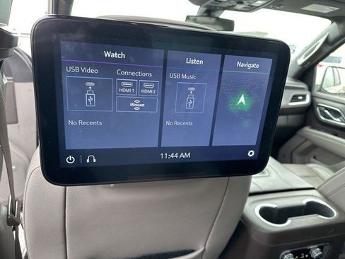 Used 2021 GMC Yukon SLT w/ SLT Premium Package image 17