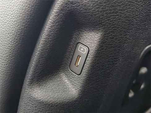 Used 2025 Kia Sportage X-Line w/ Premium Package image 13