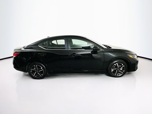 Used 2025 Nissan Sentra SV image 10