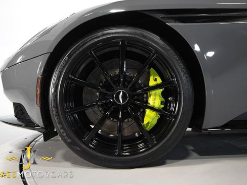 Used 2019 Aston Martin DB11 AMR image 64