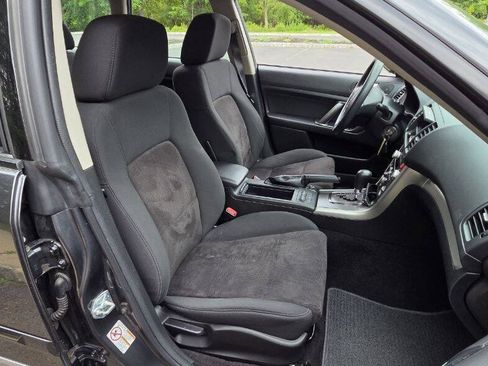 Used 2009 Subaru Outback 2.5i Special Edition AWD/4WD image 13