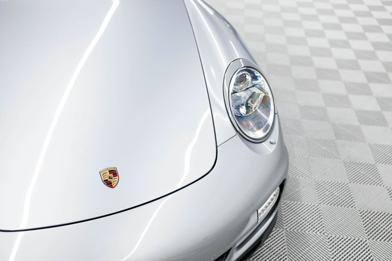 Used 2010 Porsche 911 Turbo AWD/4WD image 17
