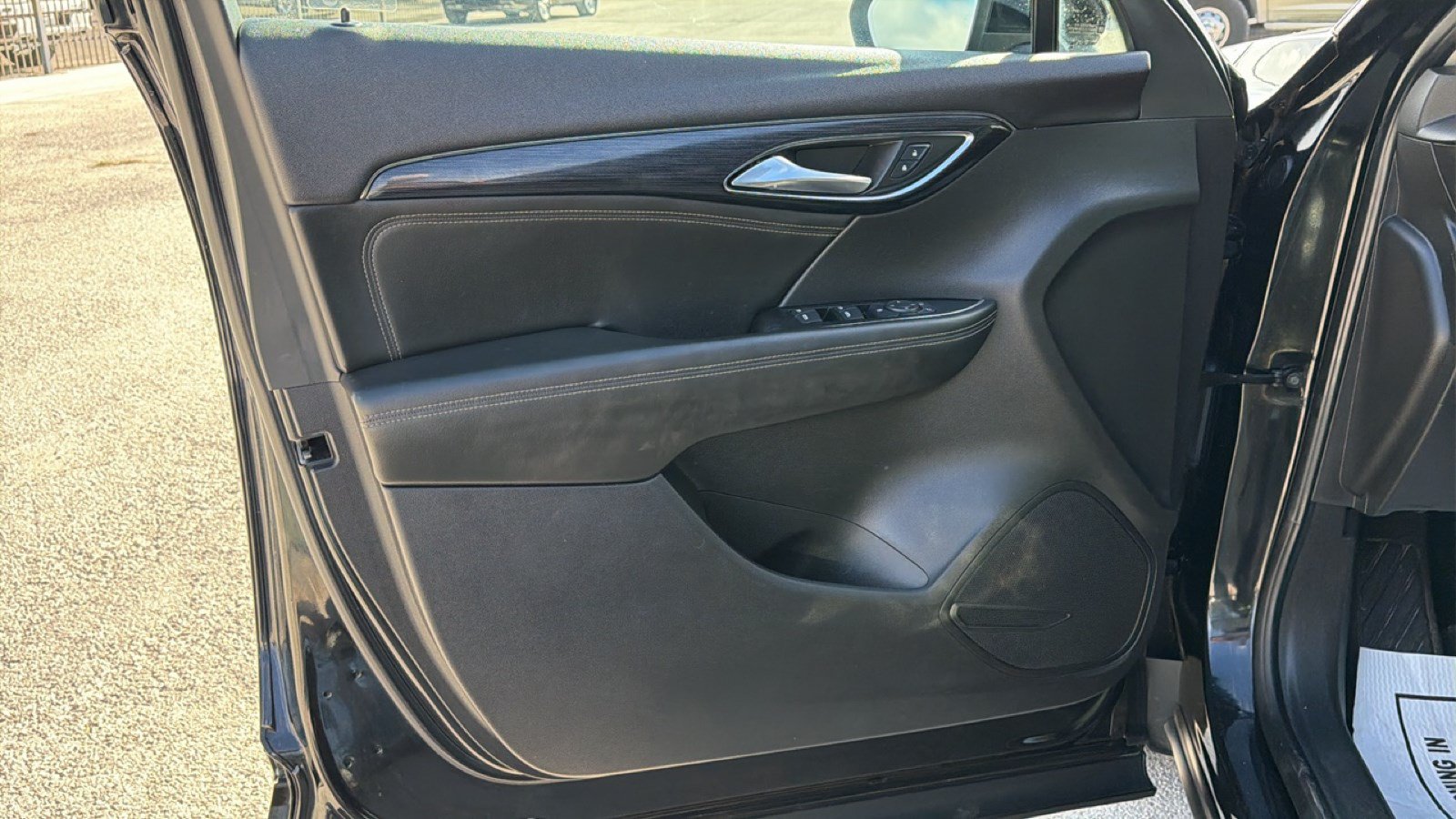 Used 2023 Buick Envision Preferred w/ Sport Touring Package FWD image 8