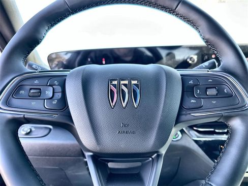 New 2026 Buick Envista Avenir image 33