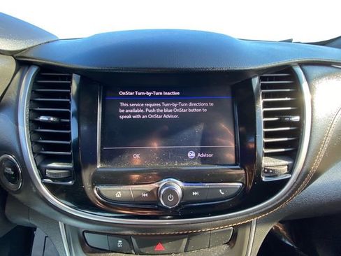 Used 2021 Chevrolet Trax LT w/ Driver Confidence Package image 25