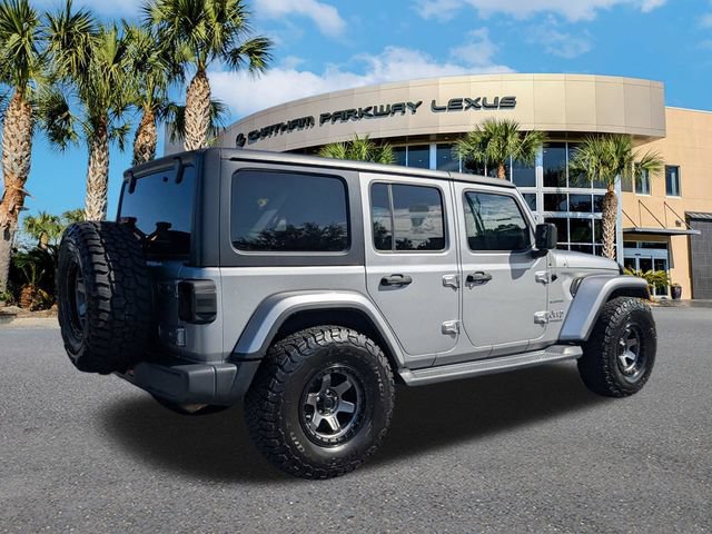 Used 2020 Jeep Wrangler Unlimited Sahara AWD/4WD image 5