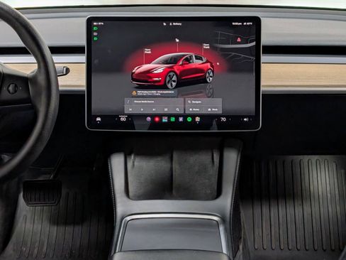 Used 2022 Tesla Model 3 Long Range AWD/4WD image 25