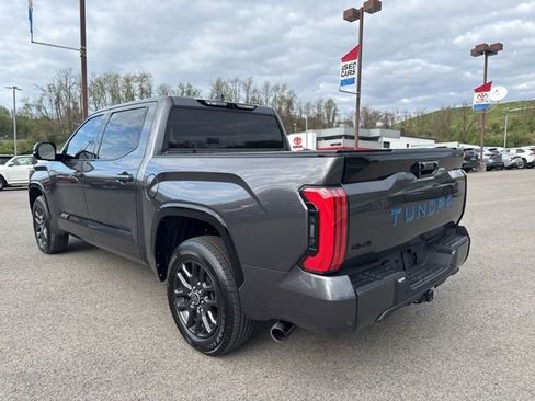 Used 2023 Toyota Tundra Platinum AWD/4WD image 4