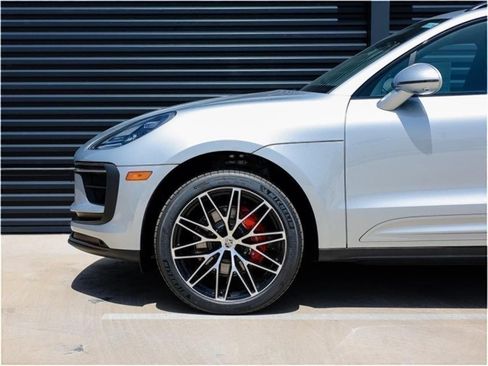New 2025 Porsche Macan S image 11